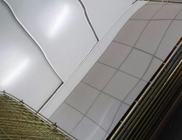 Лист нержавеющий BA+PI зеркальный с бумажным слоем х/к AISI 409 0,6 мм ASTM A240 фото