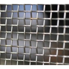 Сетка стальная плетеная с квадратными ячейками фото